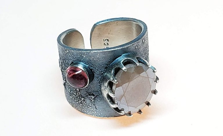 The Moonscape Ring set with peach moonstone and pink tourmaline